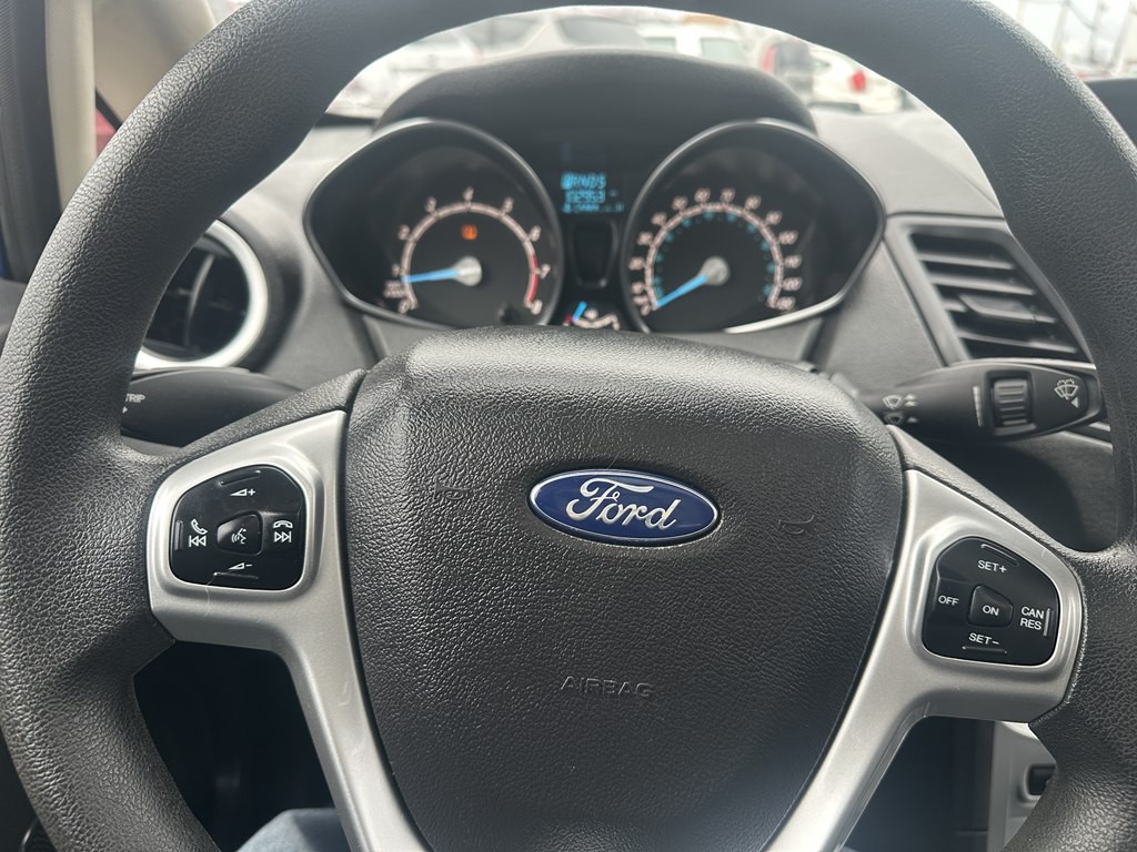 2018 Ford Fiesta Image 12