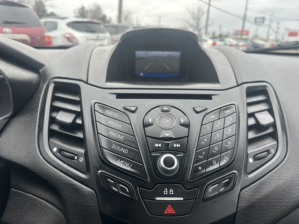 2018 Ford Fiesta Image 15