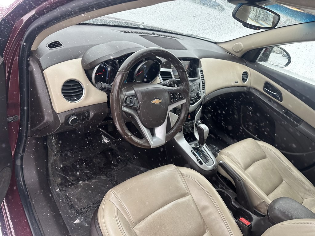 2015 Chevrolet Cruze Image 9