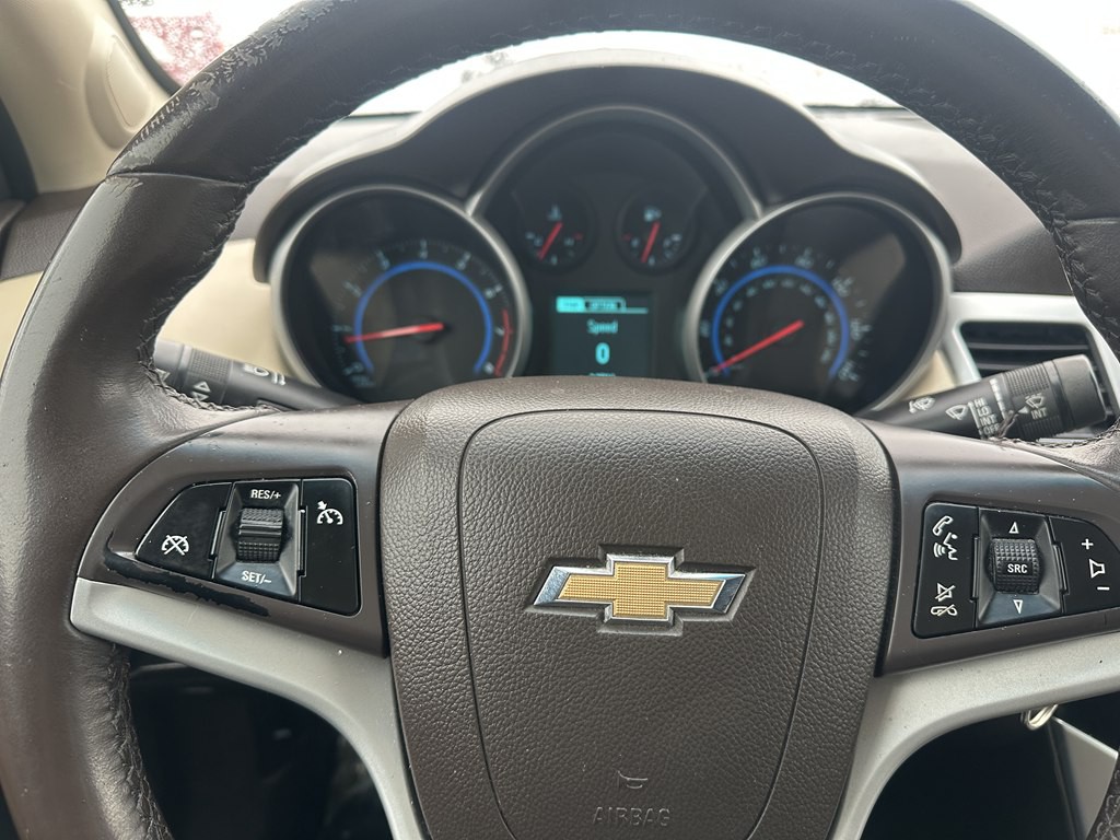 2015 Chevrolet Cruze Image 11