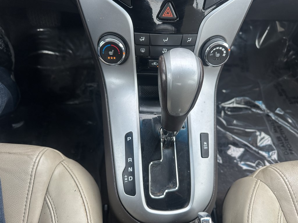 2015 Chevrolet Cruze Image 13