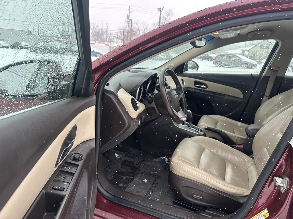 2015 Chevrolet Cruze Image 14