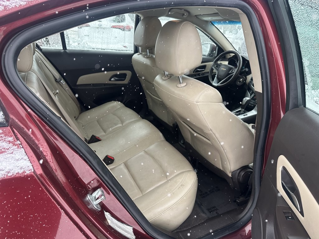 2015 Chevrolet Cruze Image 17