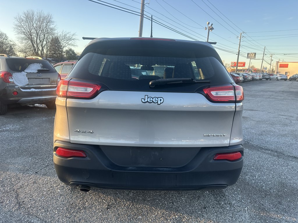 2015 Jeep Cherokee Image 4