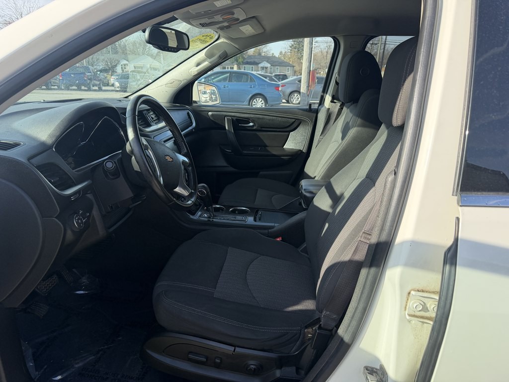 2015 Chevrolet Traverse Image 9