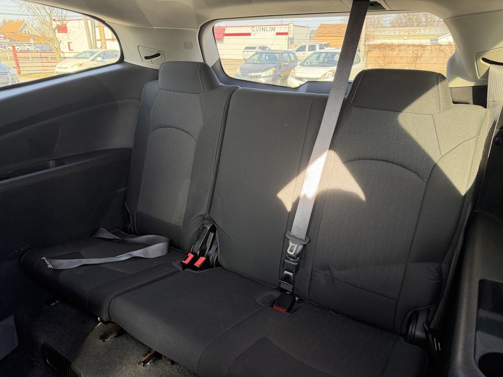 2015 Chevrolet Traverse Image 13