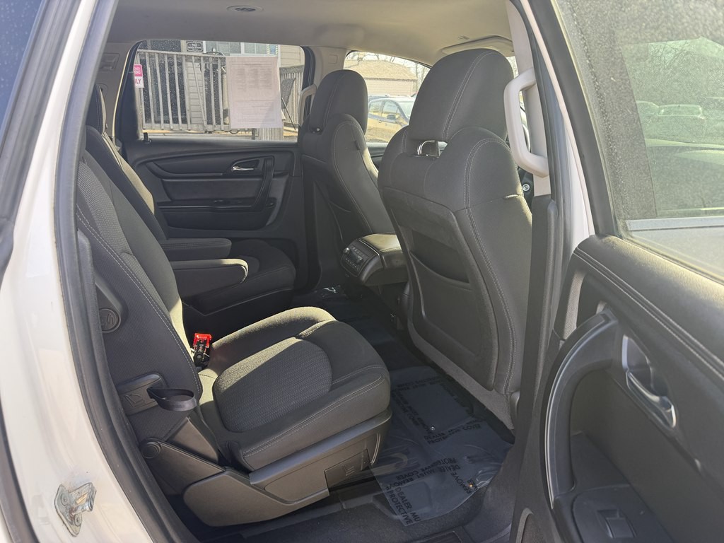 2015 Chevrolet Traverse Image 15
