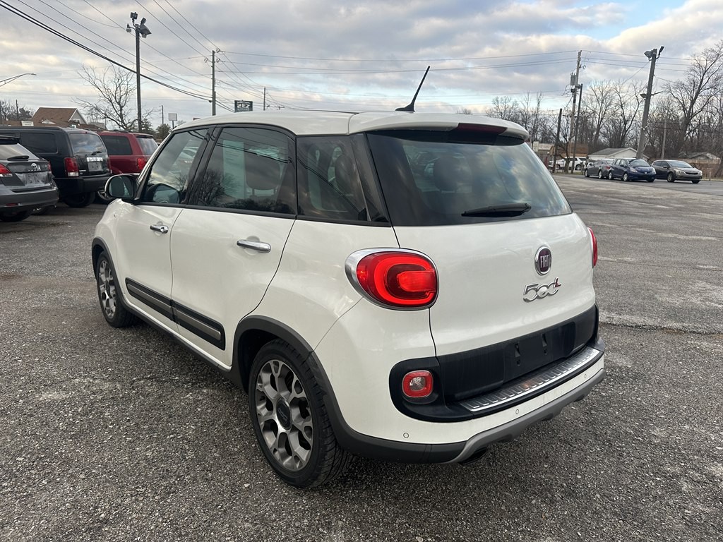 2014 FIAT 500L Image 5