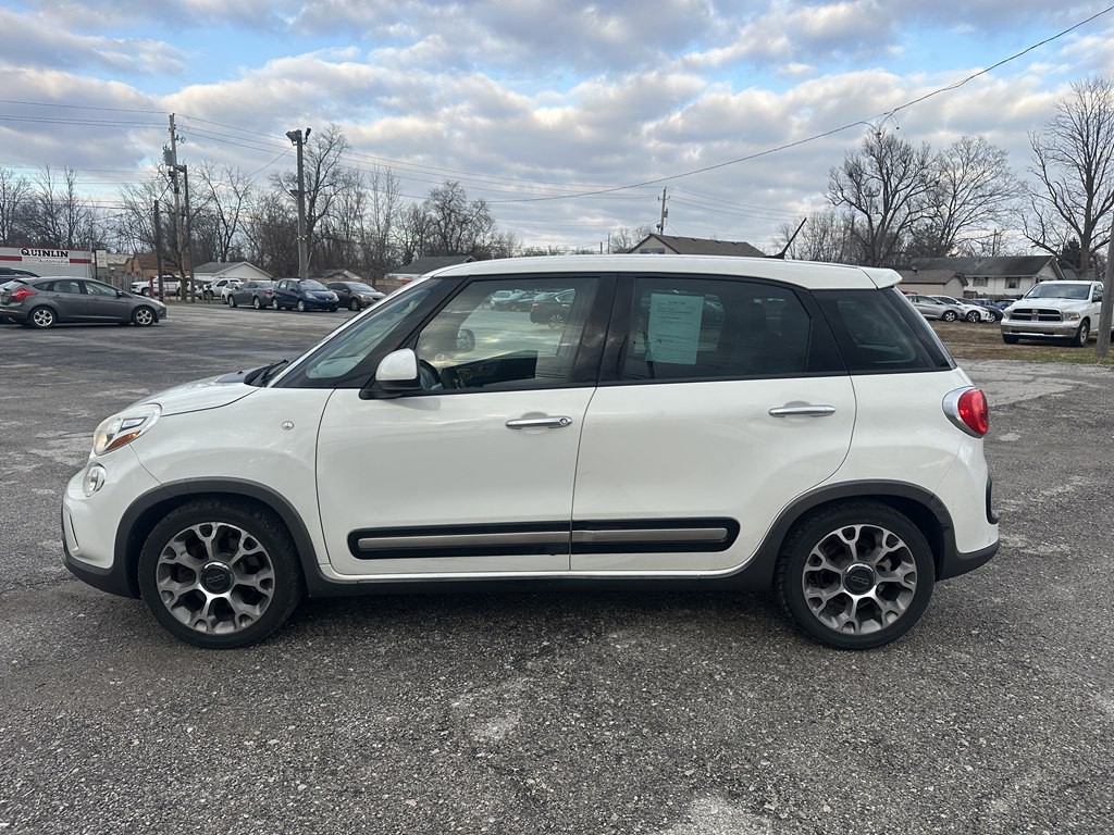 2014 FIAT 500L Image 6