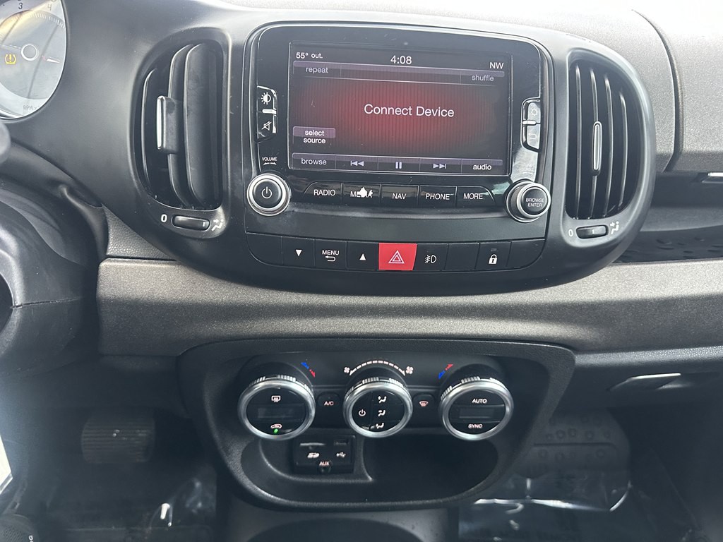 2014 FIAT 500L Image 12