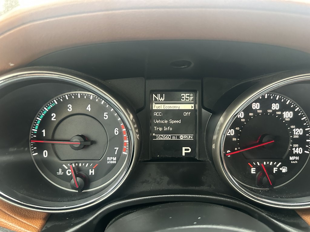 2012 Jeep Grand Cherokee Image 11