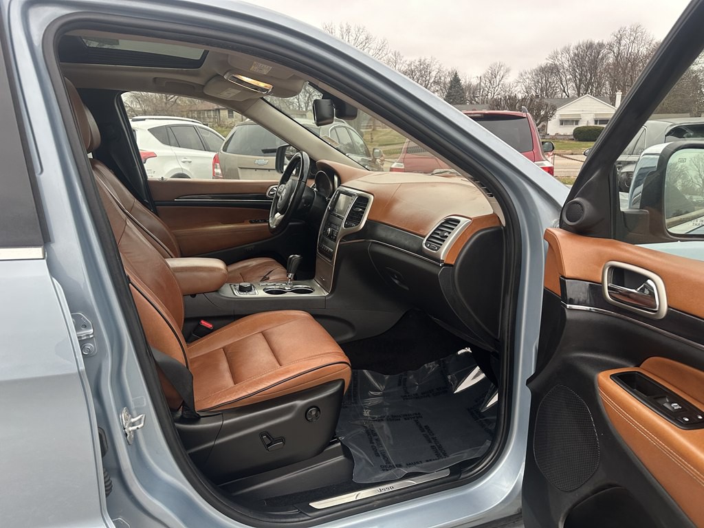 2012 Jeep Grand Cherokee Image 19