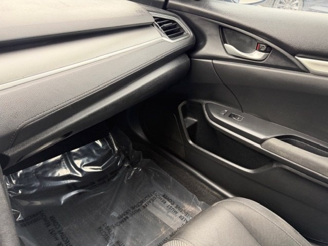 2018 Honda Civic Image 18