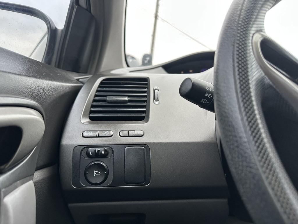 2011 Honda Civic Image 14