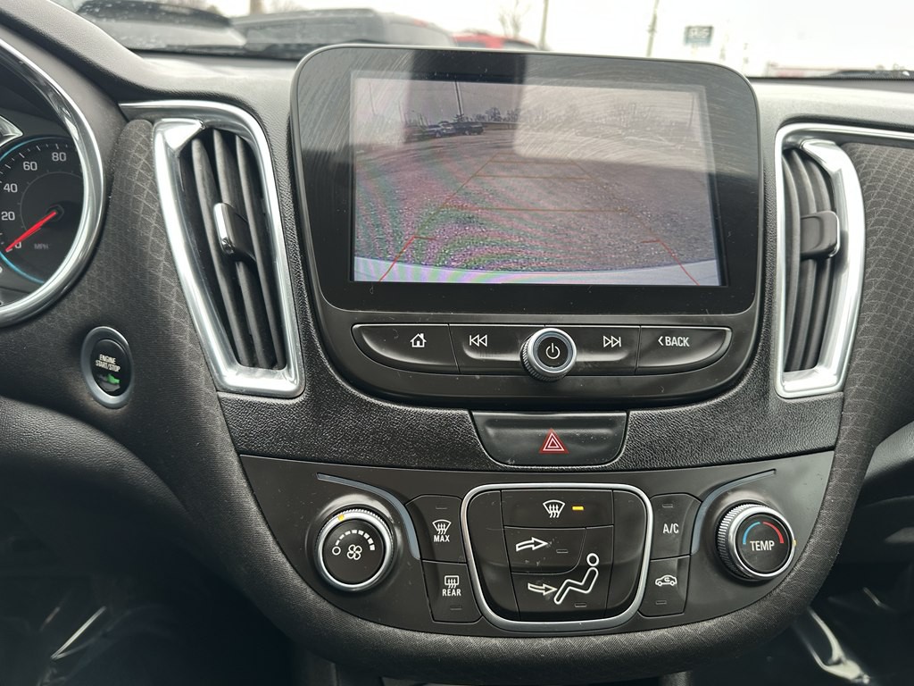 2018 Chevrolet Malibu Image 14