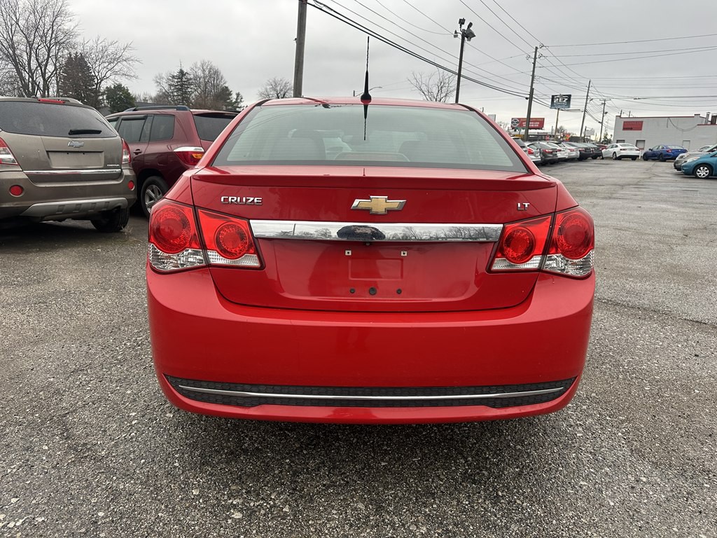 2013 Chevrolet Cruze Image 4