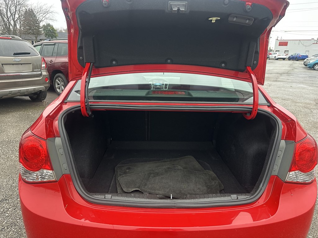 2013 Chevrolet Cruze Image 18