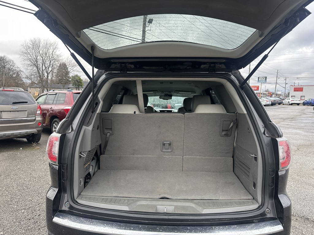 2016 GMC Acadia Image 17