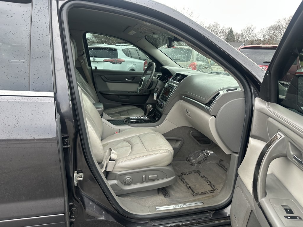 2016 GMC Acadia Image 19