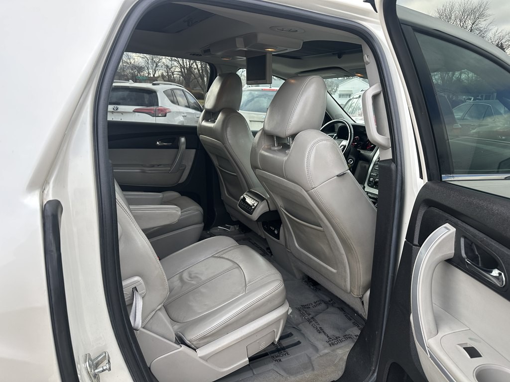 2011 GMC Acadia Image 19