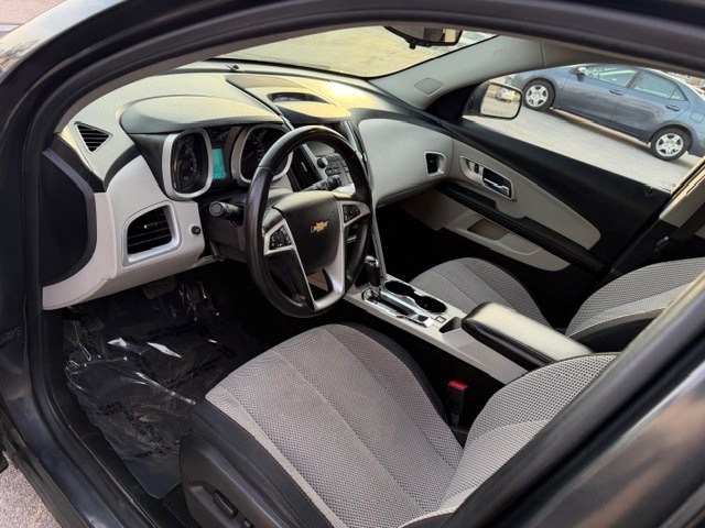 2017 Chevrolet Equinox Image 10