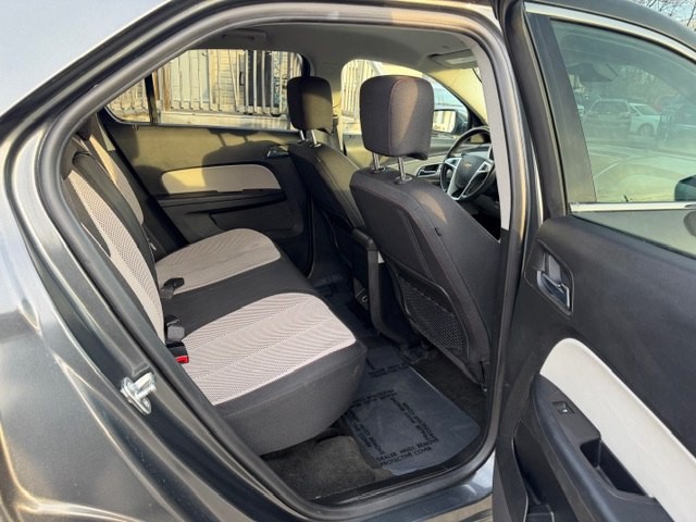 2017 Chevrolet Equinox Image 14