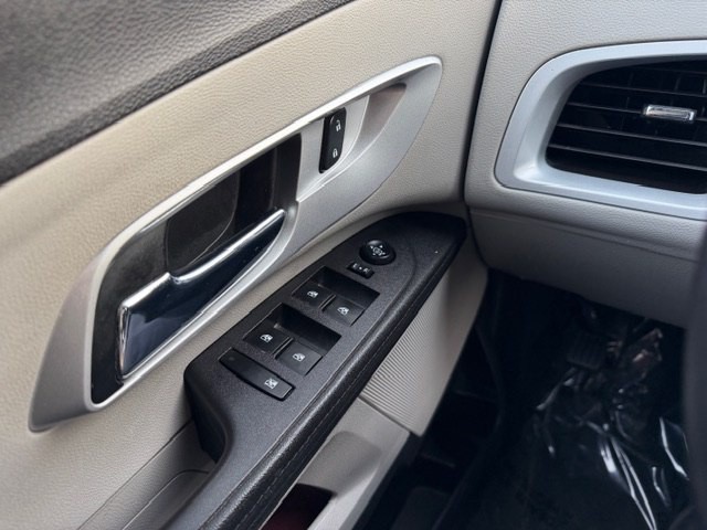 2017 Chevrolet Equinox Image 21