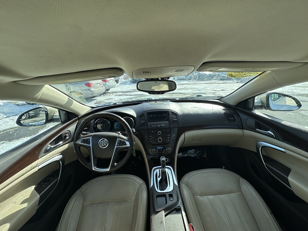2011 Buick Regal Image 19