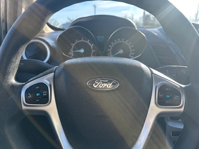 2017 Ford Fiesta Image 15