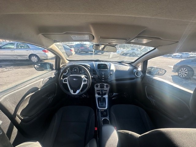 2017 Ford Fiesta Image 18