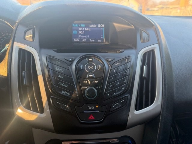 2012 Ford Focus Image 18