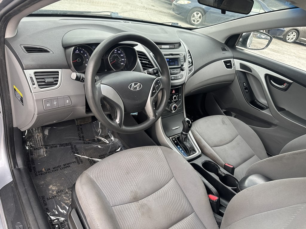 2015 Hyundai Elantra Image 9