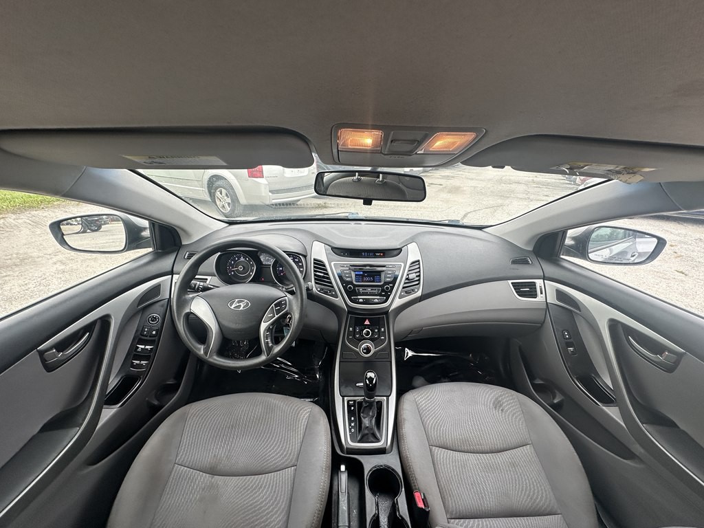 2015 Hyundai Elantra Image 19