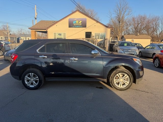 2017 Chevrolet Equinox Image 2