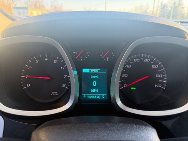 2017 Chevrolet Equinox Image 16