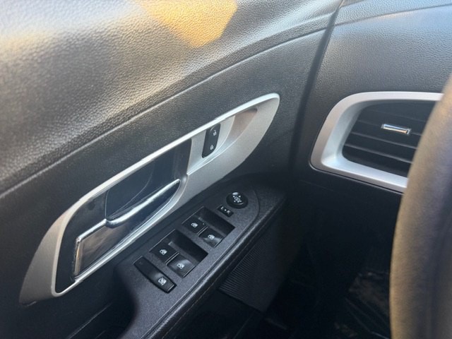 2017 Chevrolet Equinox Image 21