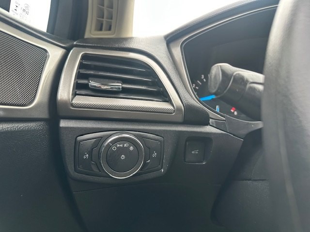 2017 Ford Fusion Image 15