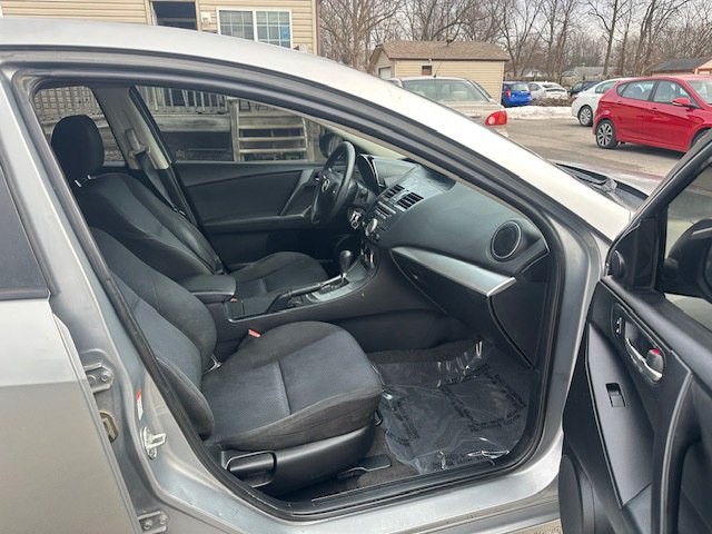 2011 Mazda Mazda3 Image 18