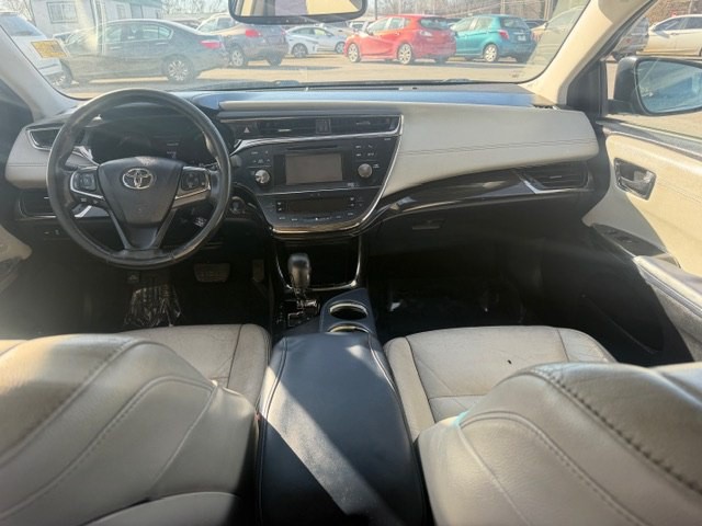 2014 Toyota Avalon Image 11