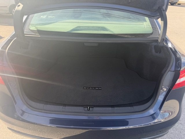 2014 Toyota Avalon Image 13