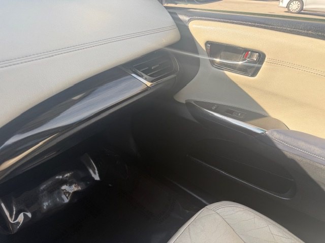 2014 Toyota Avalon Image 19