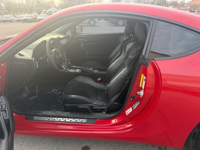 2014 Scion FR-S Image 9