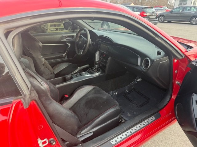 2014 Scion FR-S Image 13