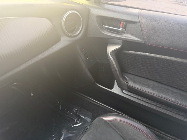 2014 Scion FR-S Image 19