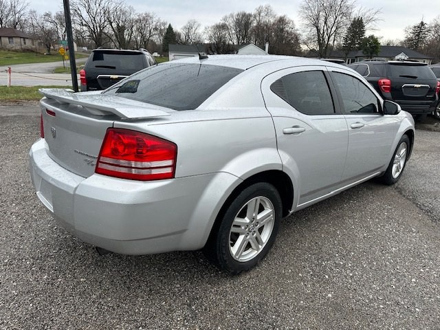 2010 Dodge Avenger Image 3