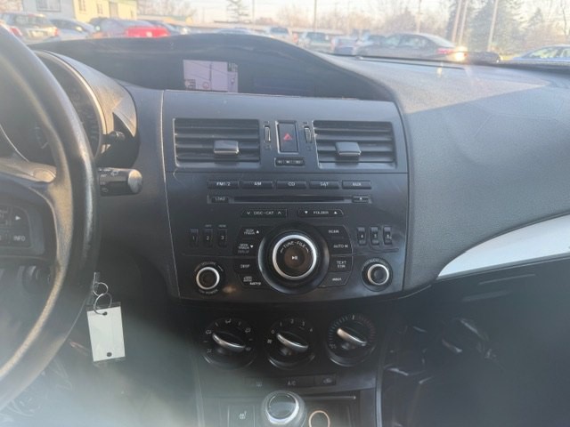 2012 Mazda Mazda3 Image 17