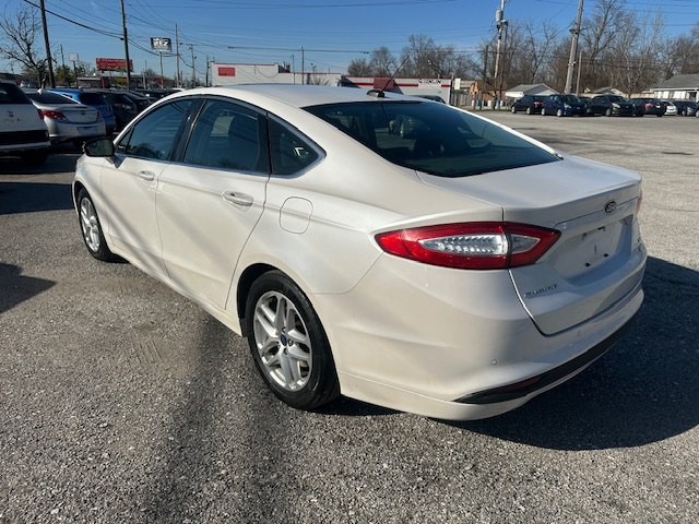 2016 Ford Fusion Image 5