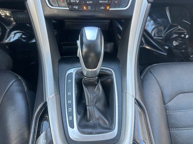 2016 Ford Fusion Image 14