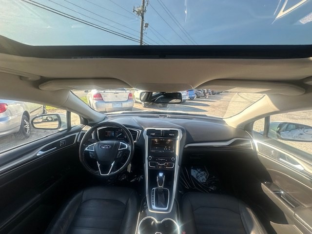 2016 Ford Fusion Image 22