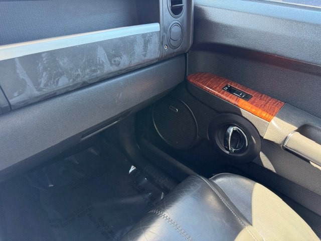 2008 Jeep Commander Image 20